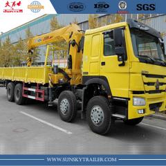  SINOTRUK HOWO 8X4 camion cargo AVEC grue portée à vendre
