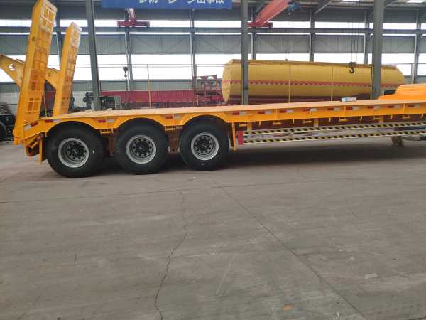 3 axle lowbed trailer for sale