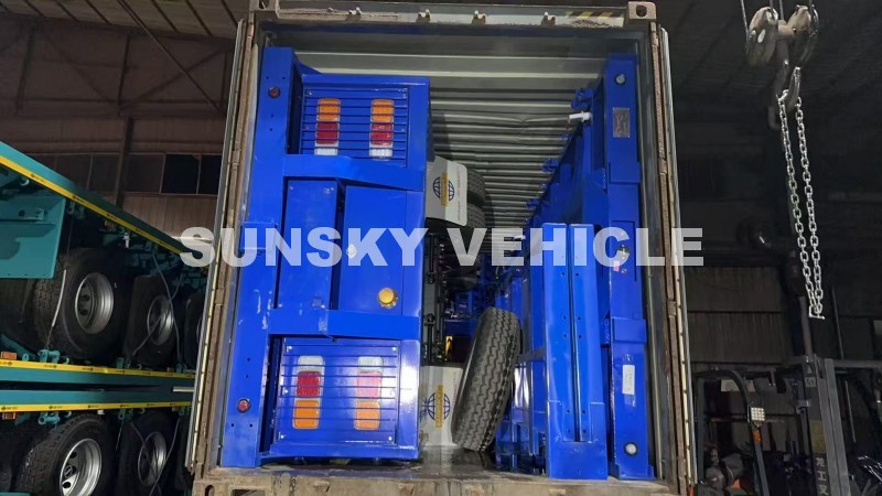 La remorque à clôture sera expédiée à Oman